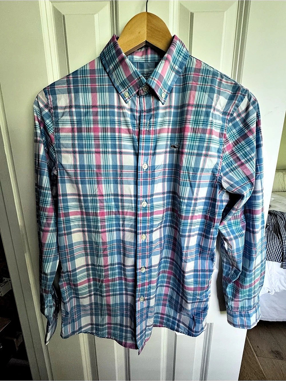Boys Vineyard Vines Performance Whale Shirt Plaid Button Down Blue & Pink Size M